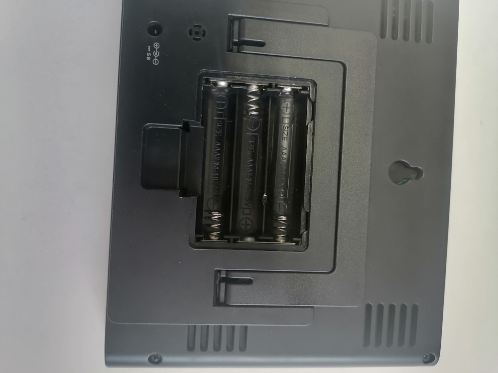 ������������ KitFort KT-3318 (�������)