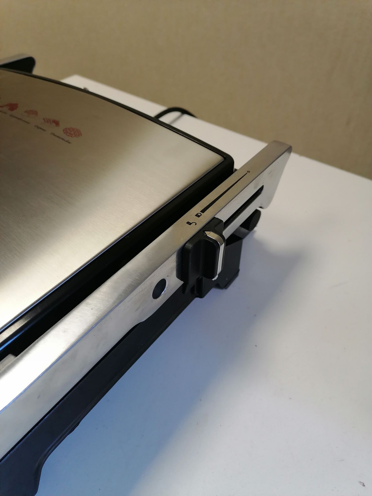 ����� GFGRIL GF-180 3 IN 1 WAFFLE & GRILL & GRIDDLE (������)