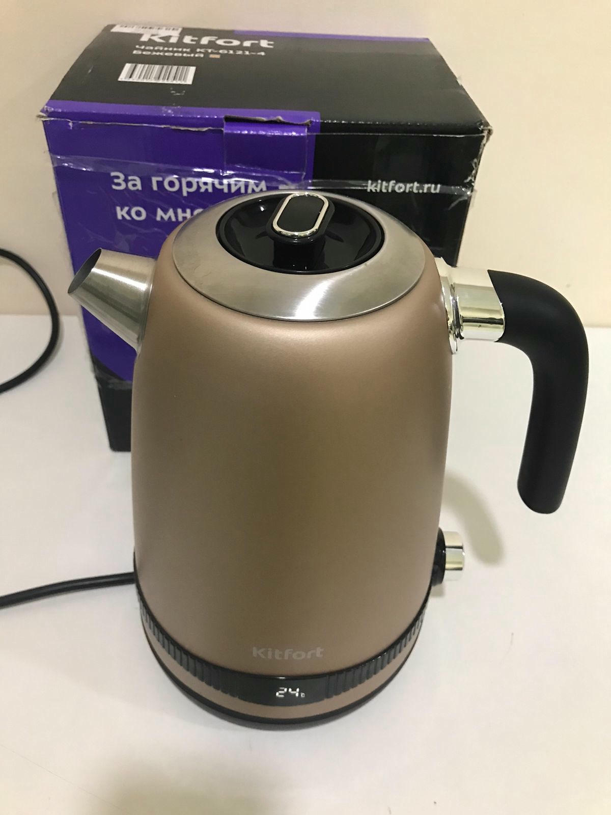 ������ KitFort KT-6121-4 (�������)